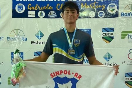 Joan Peñaloza convocado para Seleção da Copa Pacífico