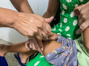 Surto de coqueluche na Ásia e Europa exige reforço na vacinação
