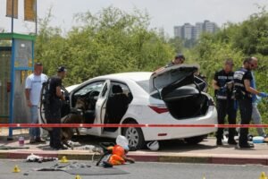 Ataque com veículo fere quatro no centro de Israel