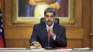Maduro mantém resultado eleitoral em segredo 72 horas após votação.