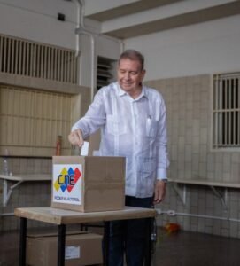González se ausenta de audiência sobre eleições venezuelanas