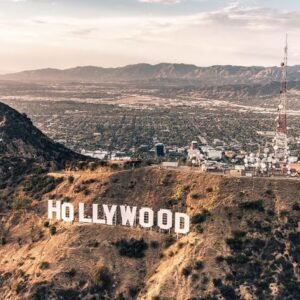 Tremor de 4,6 atinge Los Angeles, sem risco de tsunami