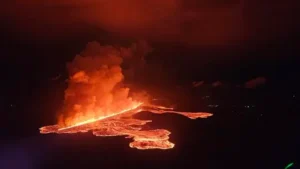 Islândia: vulcão em erupção pela sexta vez
