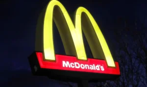 EUA: E. coli ligada a sanduíche McDonalds