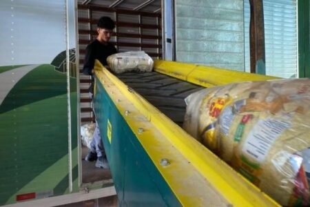 Operação atinge 200 mil cestas distribuídas em apoio ao povo Yanomami em Roraima