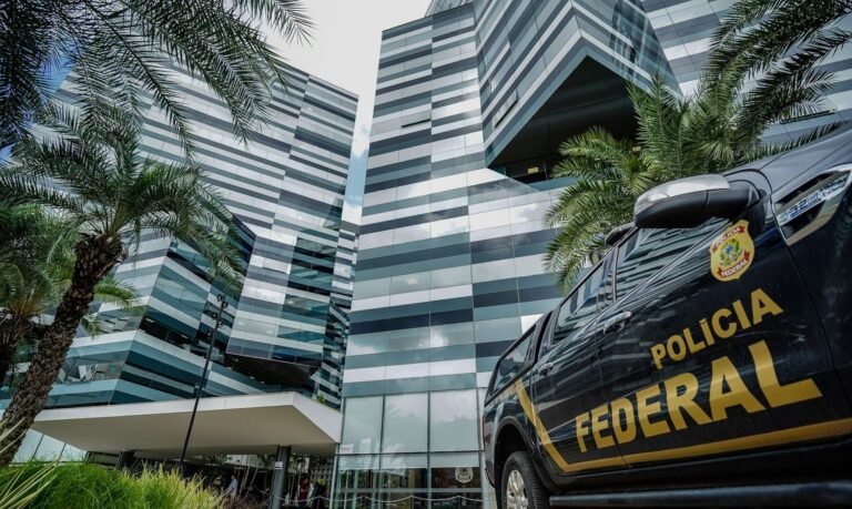 PF EXONERA TORRES E RAMAGEM