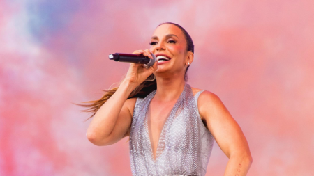 Ivete traz show da turnê “Clareou” a Fortaleza em 10 de outubro deste ano