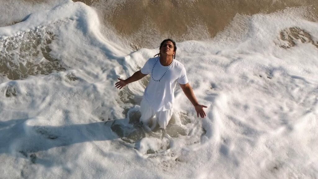 Sucesso nas redes, Emmano saúda Iemanjá e mergulha em nova fase espiritual com o single ‘Rainha do Mar’