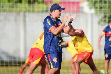 Preparador físico Moisés Loureiro assume novo desafio no Sampaio para a temporada 2026